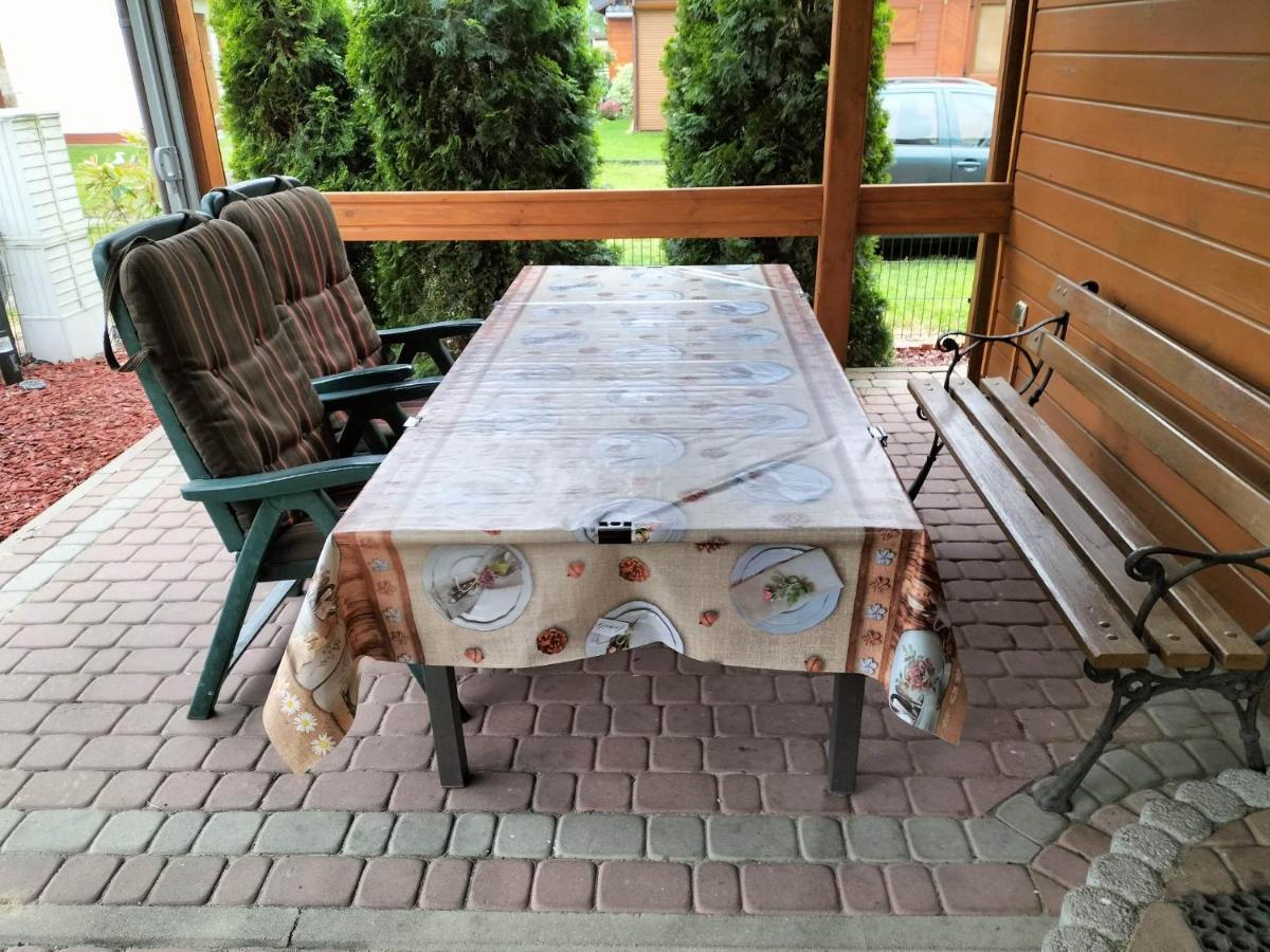 Domek Nad Jeziorem Osieczna Esterno foto
